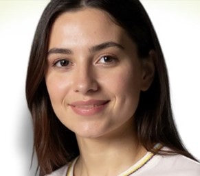 <em>Dra. Camila Torres</em>